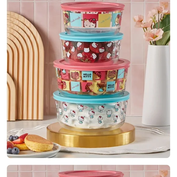 Hello Kitty Pyrex 8-Piece Storage Set - Picture 5 of 9